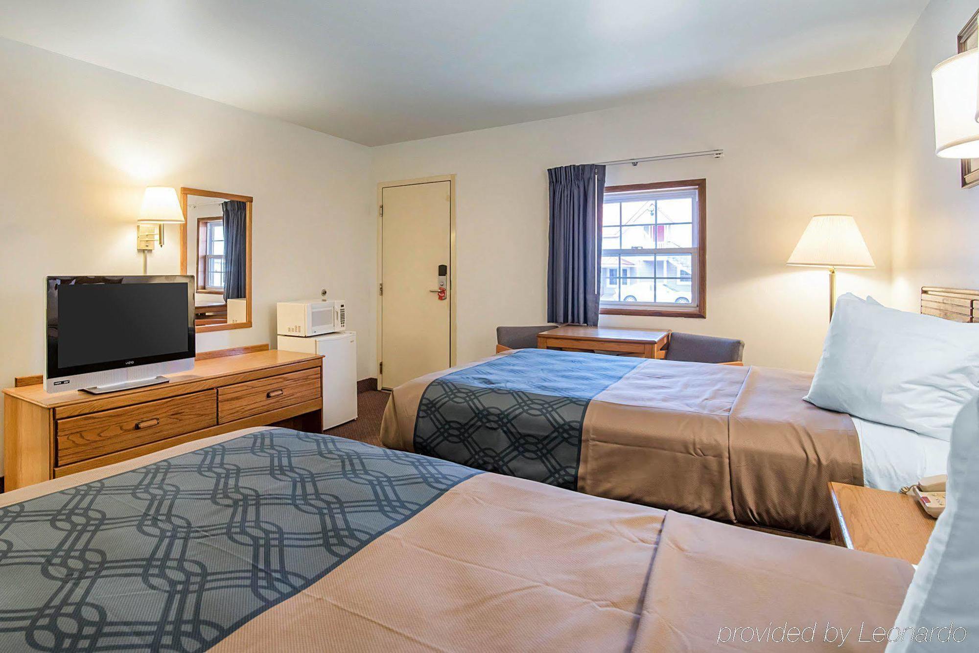 Econo Lodge Saint Albans Exterior foto